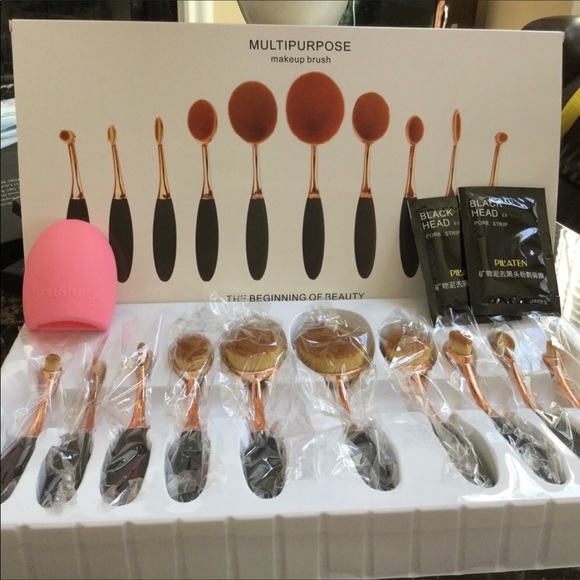 Other - New 10pcs oval brushes + cleaner set